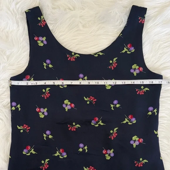 Valerie Stevens 100% Silk Navy Fruit-Print Sleeveless Tank Size PS - Picture 3 of 6